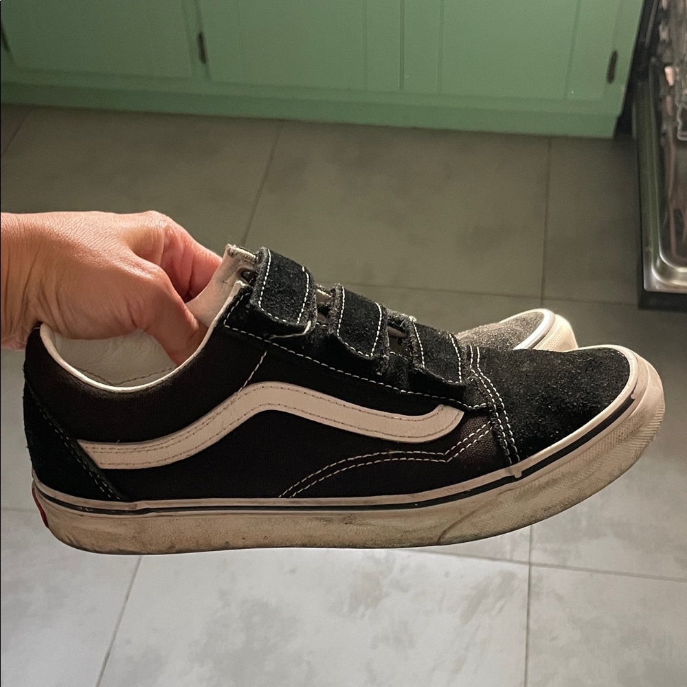 Women’s Velcro Sneakers